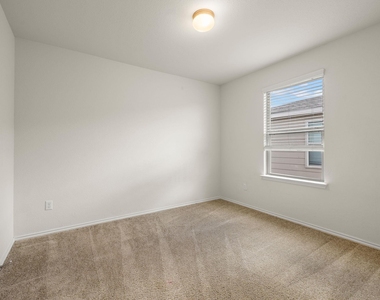11801 Jackson Falls Way - Photo Thumbnail 23