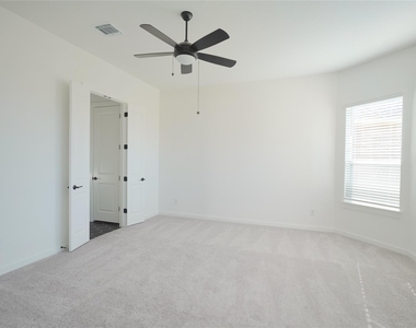1250 N Roger Hanks Pkwy - Photo Thumbnail 7