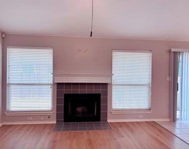14901 Sand Dollar Ct - Photo Thumbnail 4