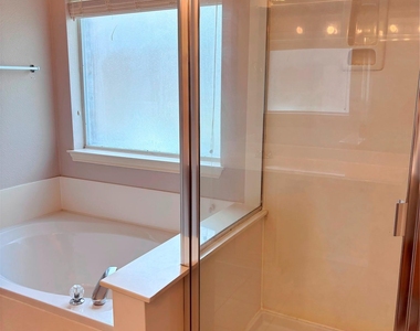 14901 Sand Dollar Ct - Photo Thumbnail 25