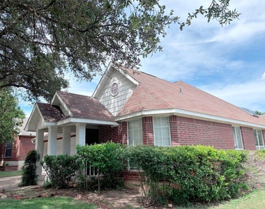 14901 Sand Dollar Ct - Photo Thumbnail 2