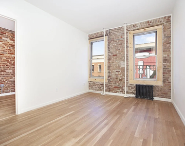 174-176 Spring Street, Unit 14 - Photo Thumbnail 2