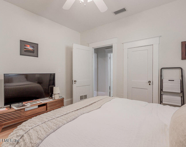 2784 Lydia Street - Photo Thumbnail 25