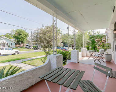 2784 Lydia Street - Photo Thumbnail 7