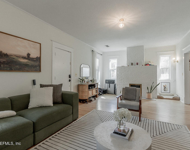 2784 Lydia Street - Photo Thumbnail 10