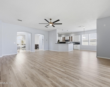 14447 Cherry Lake Drive W - Photo Thumbnail 11