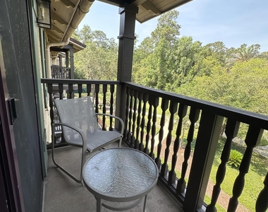 955 Registry Boulevard - Photo Thumbnail 3