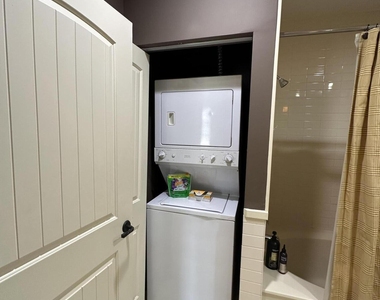 955 Registry Boulevard - Photo Thumbnail 30