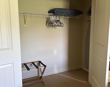 955 Registry Boulevard - Photo Thumbnail 42