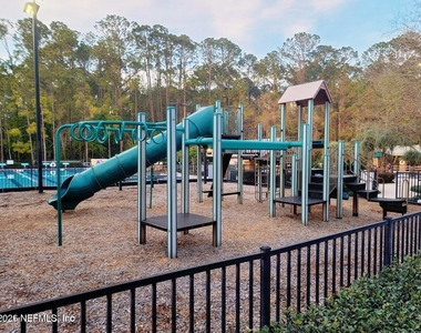 955 Registry Boulevard - Photo Thumbnail 18
