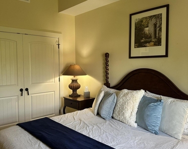 955 Registry Boulevard - Photo Thumbnail 40