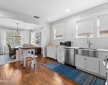 1347 Belvedere Avenue - Photo Thumbnail 10