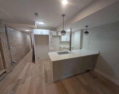 616 W Patterson Avenue - Photo Thumbnail 1