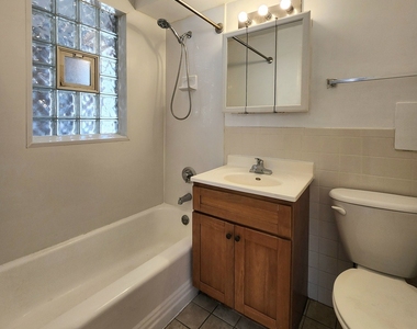 5741 W 35th Street - Photo Thumbnail 3