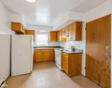 5700 W 35th Street - Photo Thumbnail 5