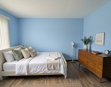 11 Marquette Place - Photo Thumbnail 8