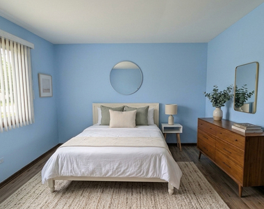 11 Marquette Place - Photo Thumbnail 9