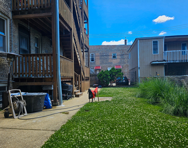 2327 W 35th Place - Photo Thumbnail 16