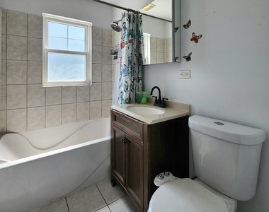 4231 W Nelson Street - Photo Thumbnail 7