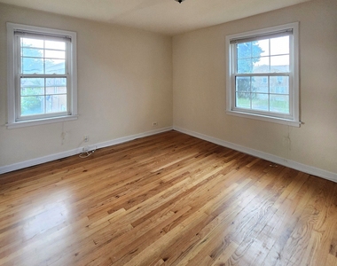 4257 W Nelson Street - Photo Thumbnail 3