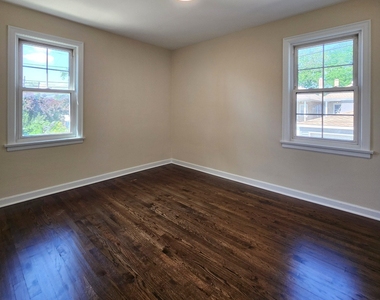 4263 W Nelson Street - Photo Thumbnail 7
