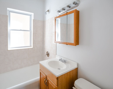4202 N Kimball Avenue - Photo Thumbnail 5