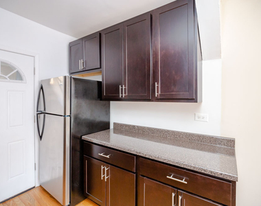 4202 N Kimball Avenue - Photo Thumbnail 3
