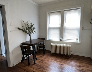 3404 W Berteau Avenue - Photo Thumbnail 4