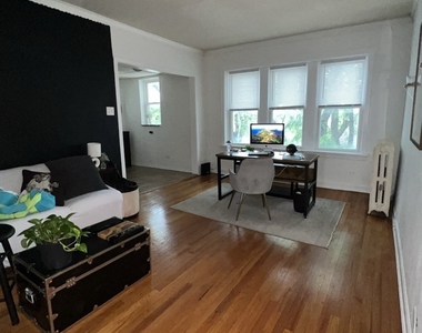 3404 W Berteau Avenue - Photo Thumbnail 3