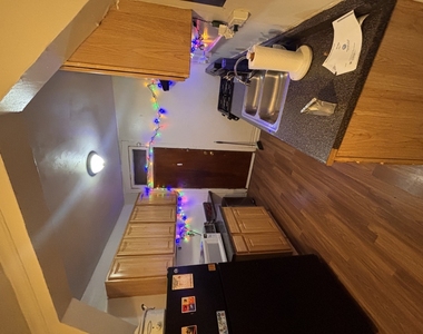 3404 W Berteau Avenue - Photo Thumbnail 1