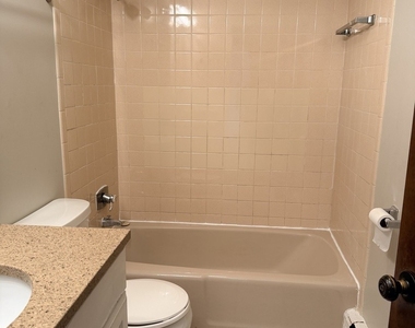 9101 Sahler Avenue - Photo Thumbnail 11