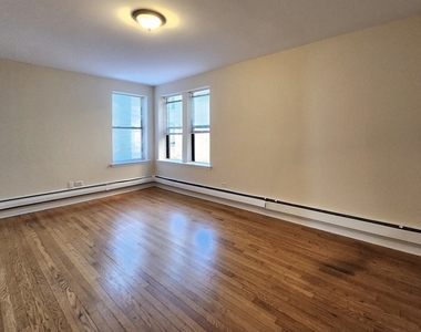 3217 W Diversey Avenue - Photo Thumbnail 6