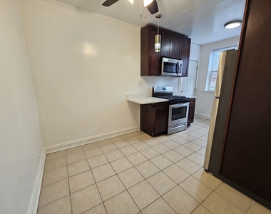 6545 N Francisco Avenue - Photo Thumbnail 9
