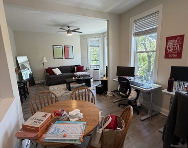 854 W George Street - Photo Thumbnail 9
