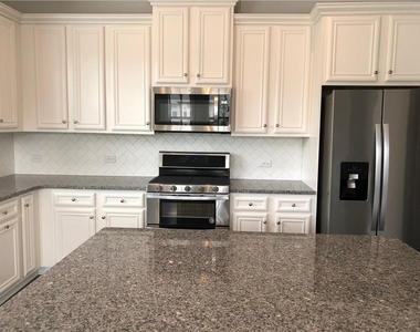 4250 Spruce Pine Alley - Photo Thumbnail 3