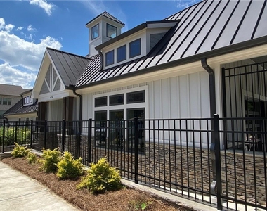 4250 Spruce Pine Alley - Photo Thumbnail 25