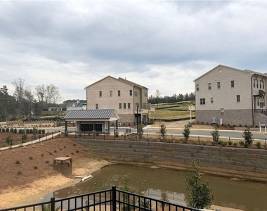 4250 Spruce Pine Alley - Photo Thumbnail 17