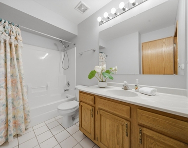 752 Rosanne Street - Photo Thumbnail 24
