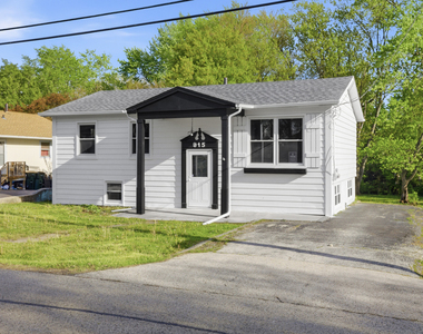 915 Mayfield Drive - Photo Thumbnail 1