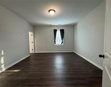 2630 Whistler Way Ne - Photo Thumbnail 24