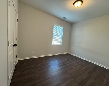 2630 Whistler Way Ne - Photo Thumbnail 19