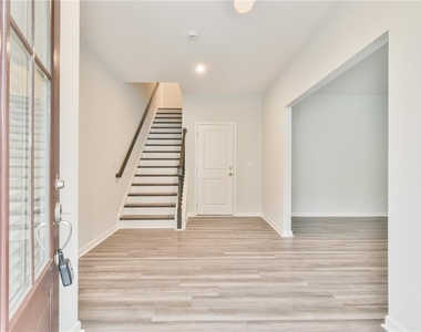 2630 Whistler Way Ne - Photo Thumbnail 1