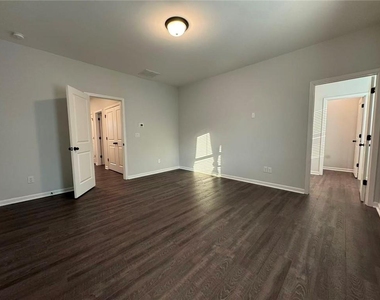 2630 Whistler Way Ne - Photo Thumbnail 23