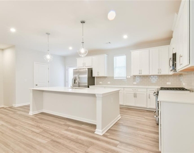 2630 Whistler Way Ne - Photo Thumbnail 6