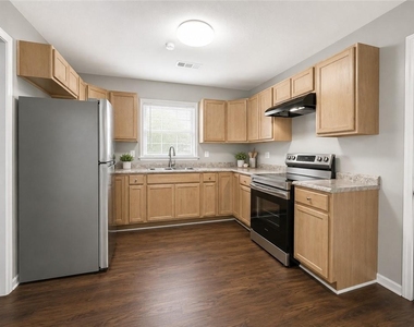 774 South Avenue - Photo Thumbnail 6