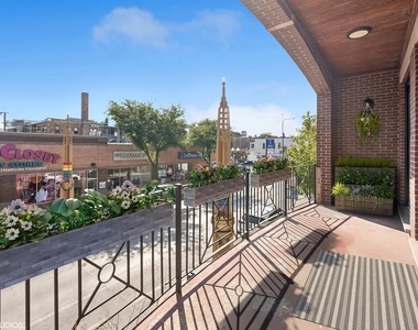 3316 N Halsted Street - Photo Thumbnail 8