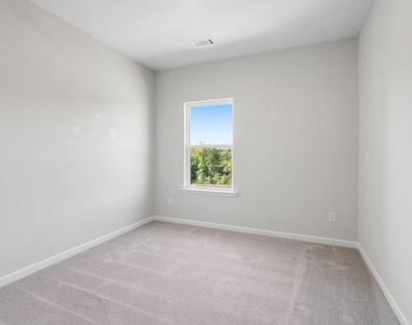 312 Cornett Way - Photo Thumbnail 12