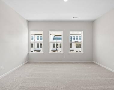 312 Cornett Way - Photo Thumbnail 10