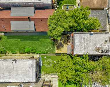 1238 N Artesian Avenue - Photo Thumbnail 17