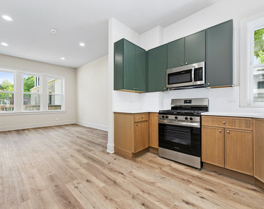 1238 N Artesian Avenue - Photo Thumbnail 3